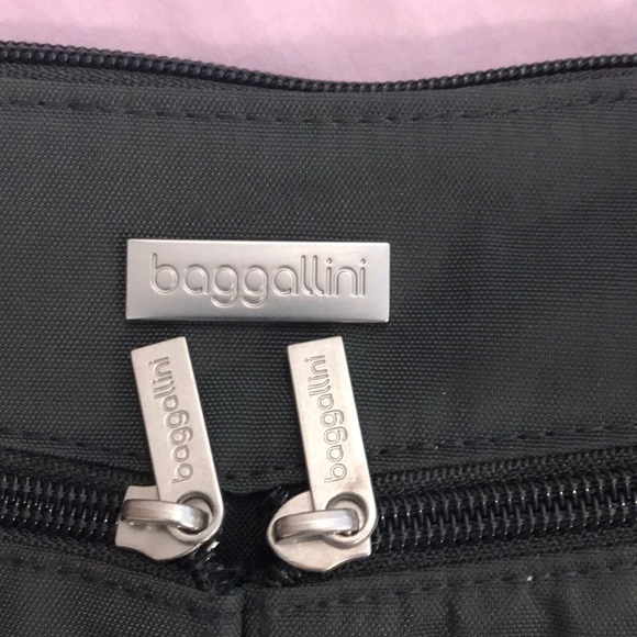 Baggallini Travel Crossbody - Picture 3 of 4